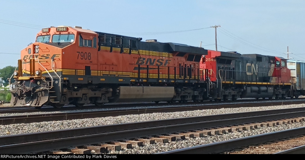 BNSF 7908